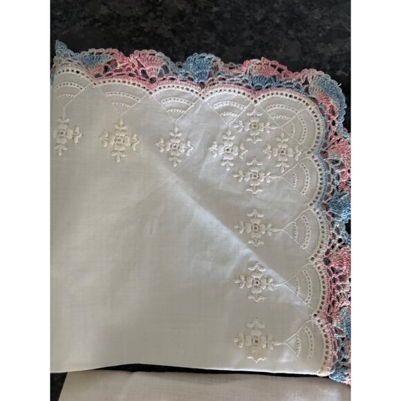 2 Vintage Embroidered Linen Handkerchiefs With Pink & Blue Crochet Lace Edging - Picture 2 of 8